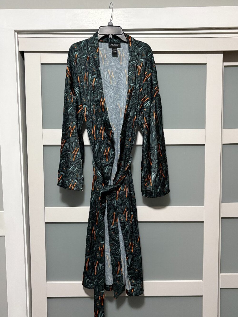Ashro sz L Large Silky Poly Robe  Abstract Sage Green Orange Print Belted EUC
